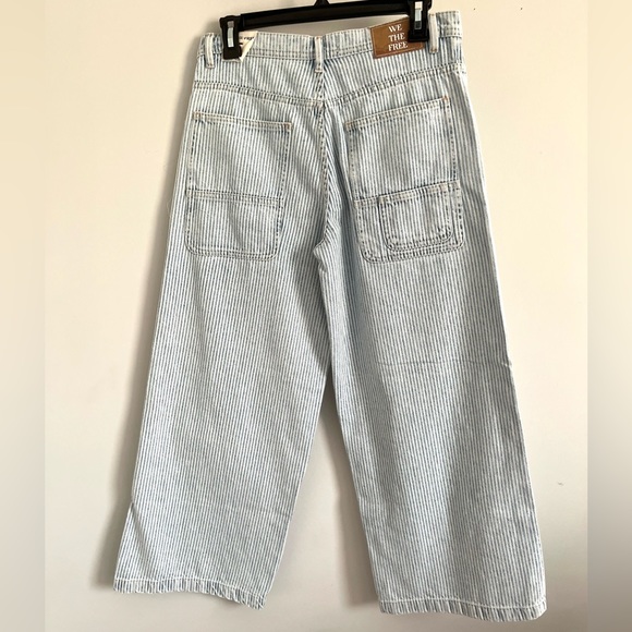 🌟LAST ONE! FREE PEOPLE Piper Mid-Rise Crop Wide-Leg Jeans in Worn Railroad - Picture 9 of 12